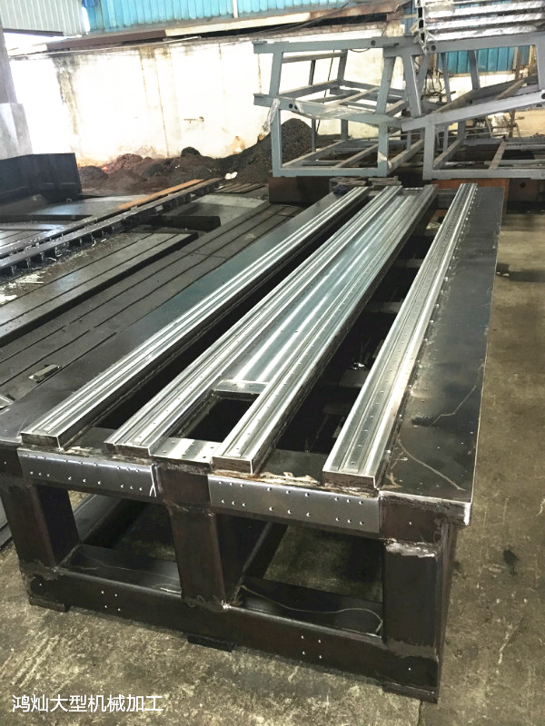 大型自動(dòng)化設(shè)備機(jī)架加工